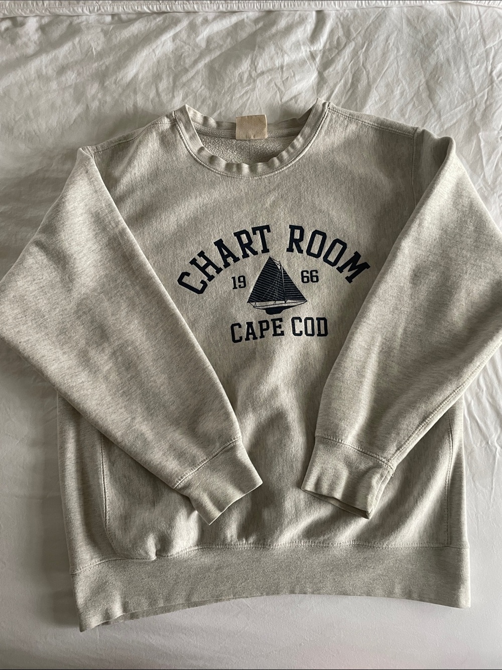 Cape Cod Men's Crewneck Sweatshirt in Light Gray